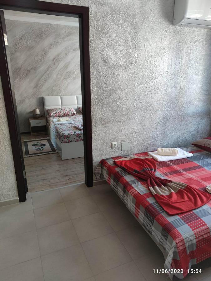 Apartament Piero Pomorie Luaran gambar